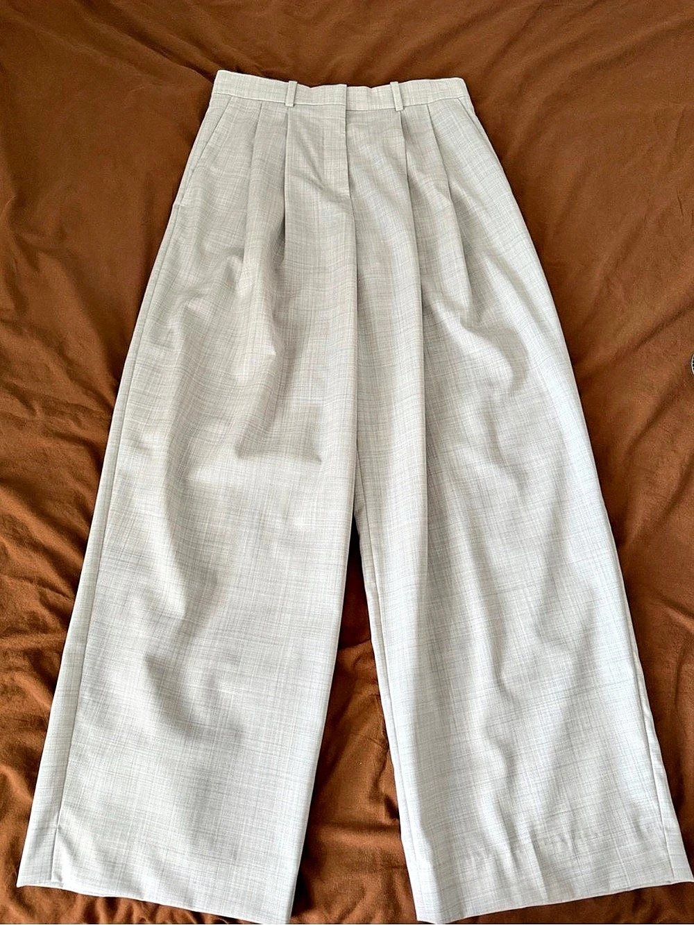 COS Light Grey Wide Leg Pleated Trousers - New Without Tag